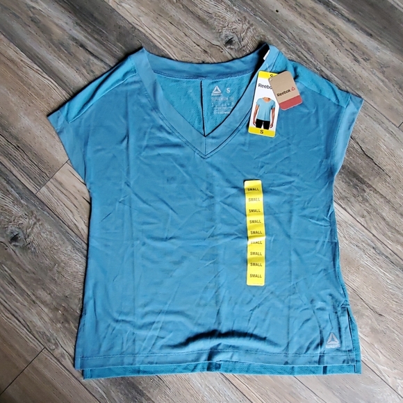 Women's Reebok Tee - Picture 2 of 8